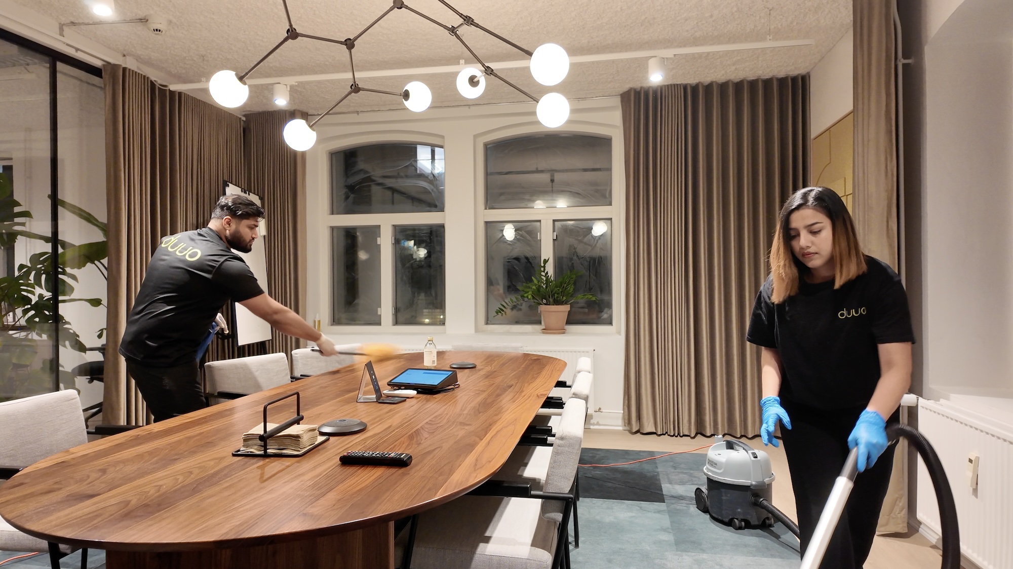 Commercial Cleaning in Copenhagen: Eco-Friendly & Tailored Office Services